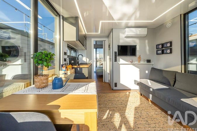 Apartment in Olivais - view 1