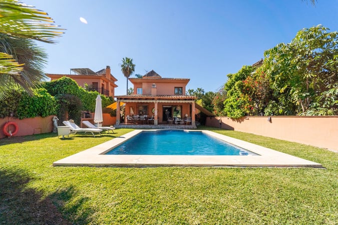 Villa in Mijas - view 1
