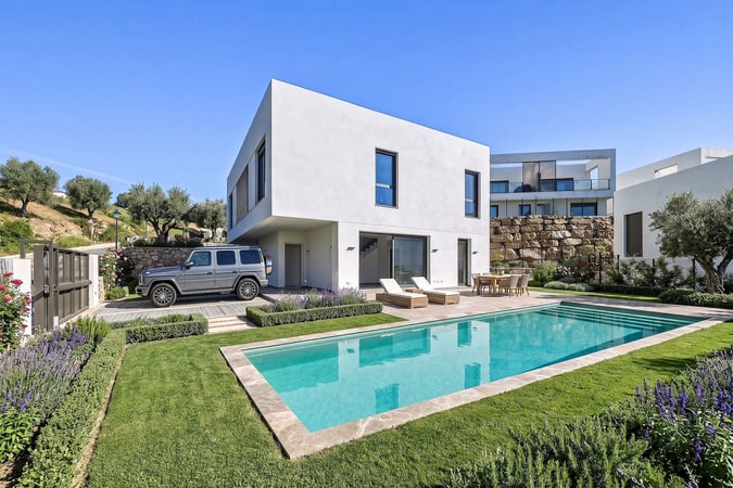 Villa in Mijas - view 1