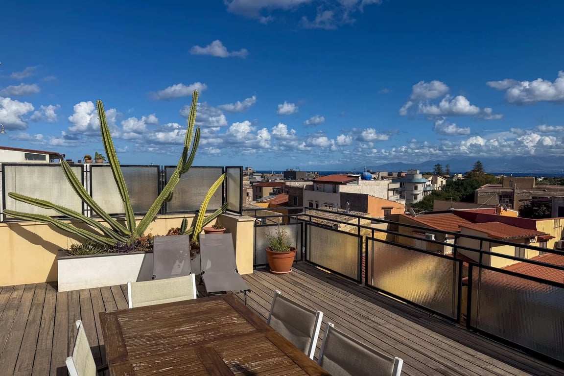 Apartment in Santa Flavia - Image 3
