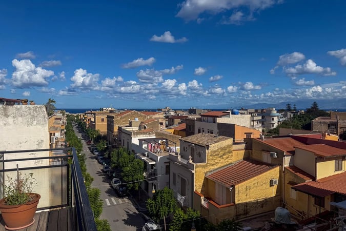 Apartment in Santa Flavia - view 1