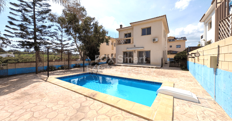 House in Ormidhia - view 1