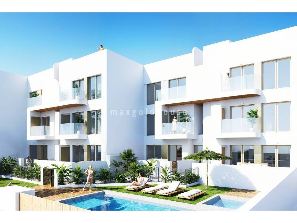 Apartment in Los Alcazares - Image 3