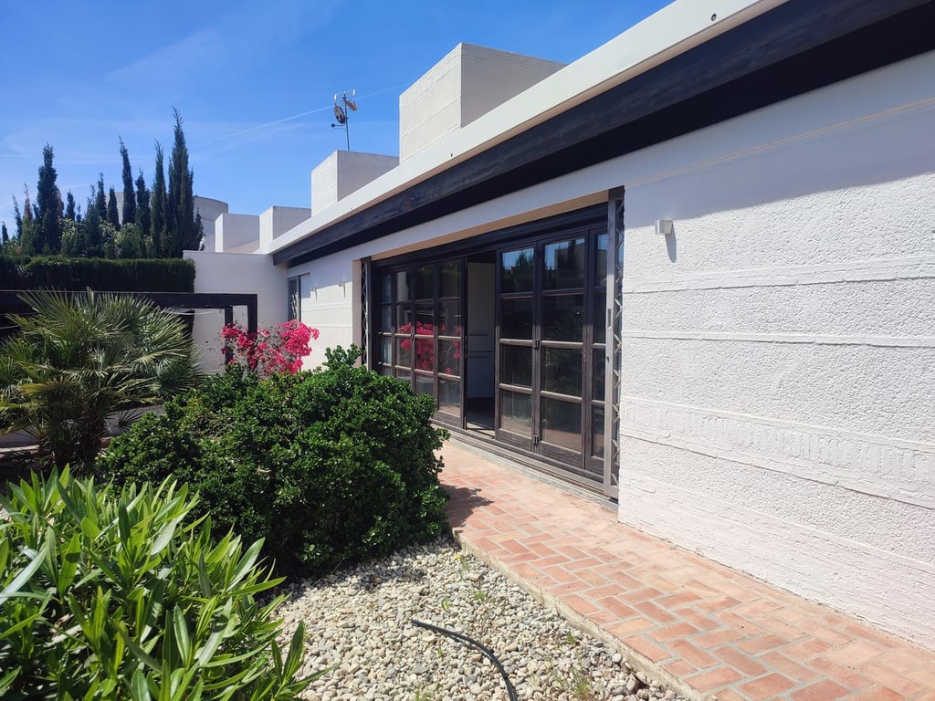 Villa in Sucina - Image 2