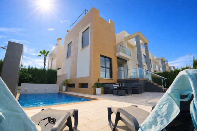 House in La Zenia - view 1