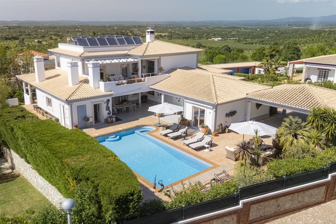 Villa in Faro - view 1