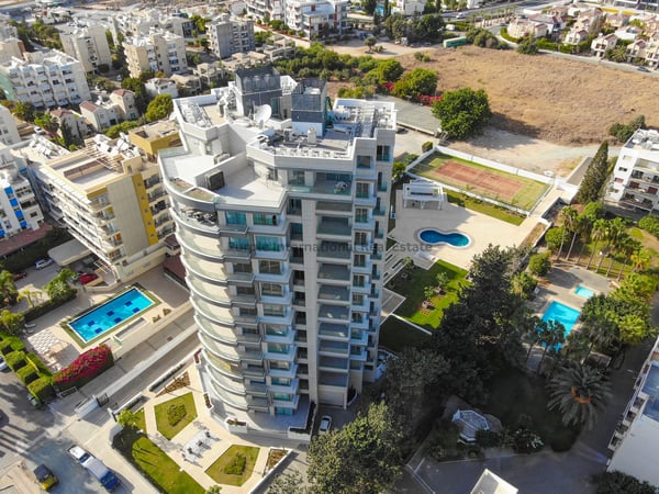 Apartment in Agios Tychon - view 1