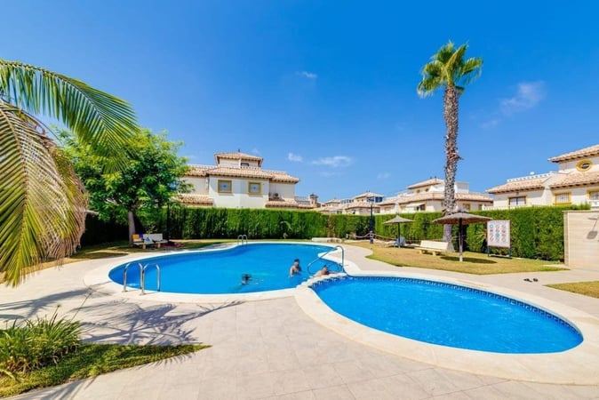 House in Urbanizacion los Balcones - view 1