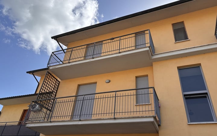 House in Po' Bandino - view 1