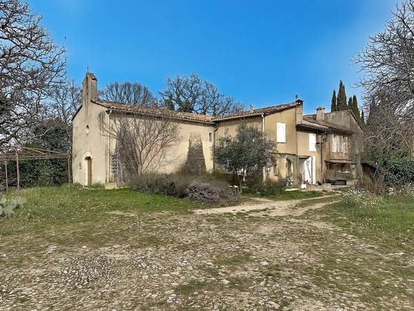 House in Mazaugues - view 1