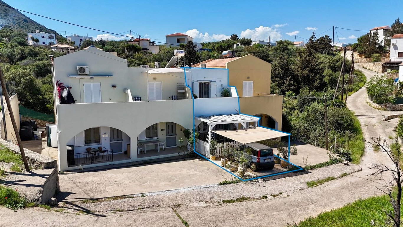 Villa in Kokkinon Khorion - Image 3