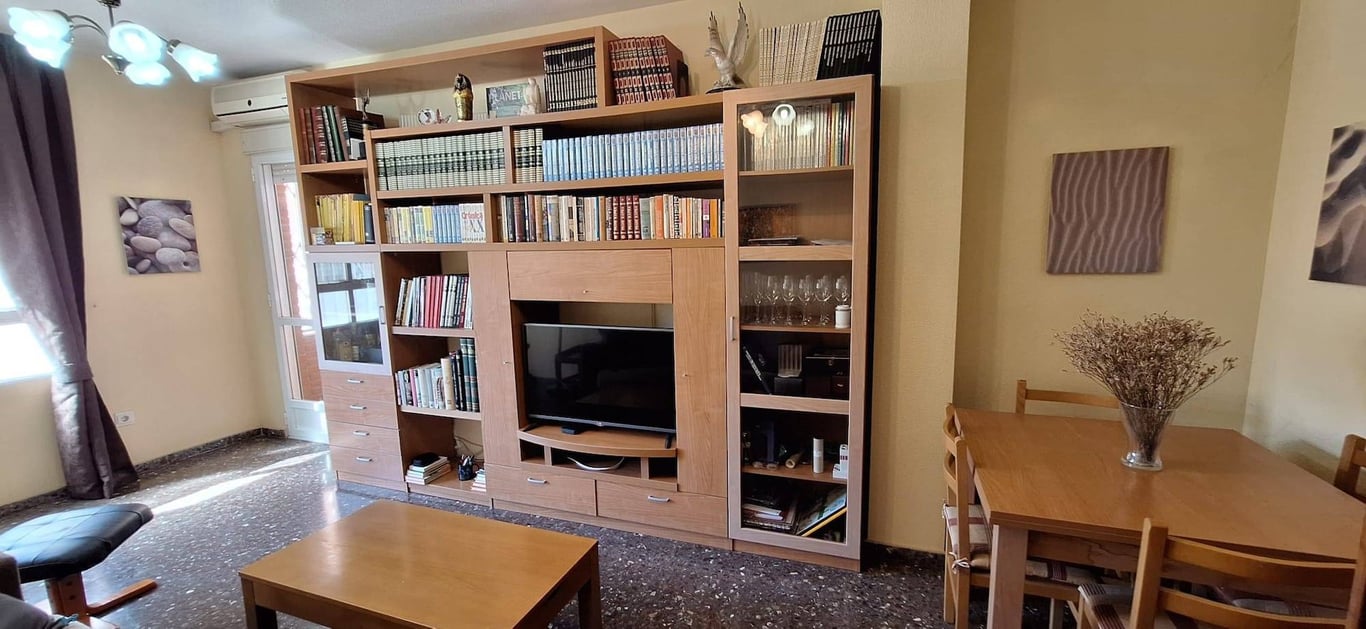 Apartment in Ermita de Patino - Image 2