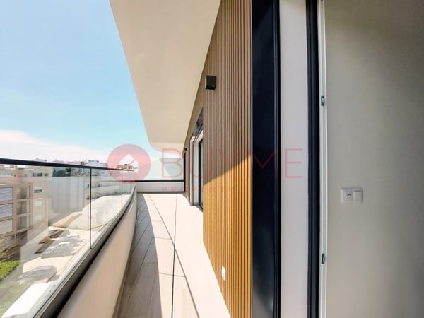 Apartment in Quarteira - view 1