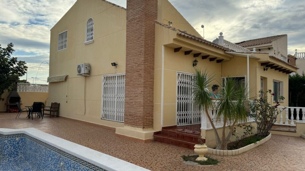 House in Playa Flamenca