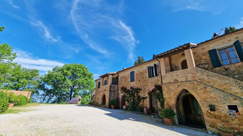 House in Montalcino - view 1