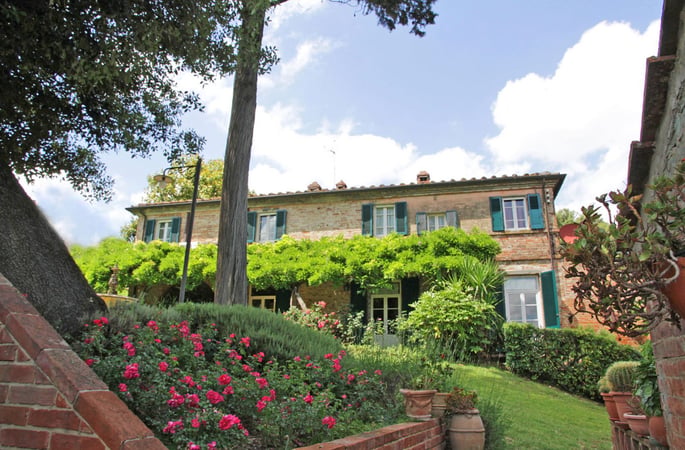 House in Foiano della Chiana - view 1