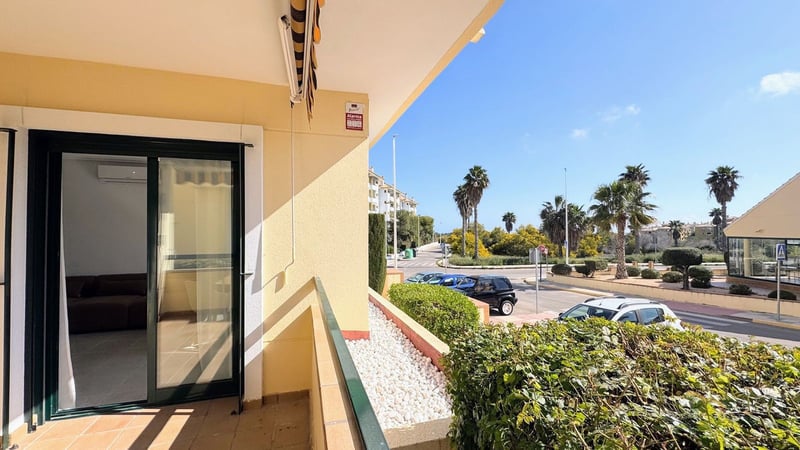 Apartment in Dehesa de Campoamor - view 1
