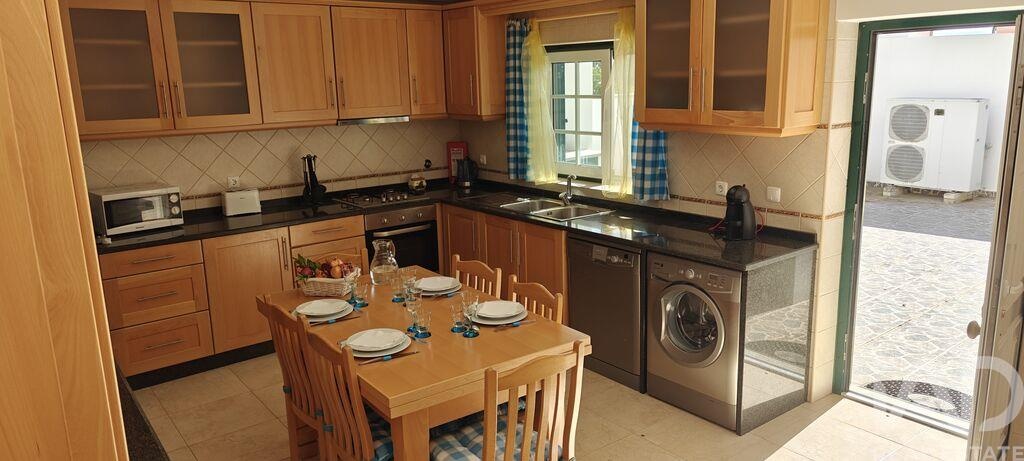 House in Penha Garcia - Image 2