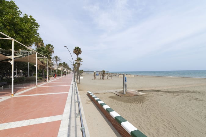 Apartment in Estepona - view 1
