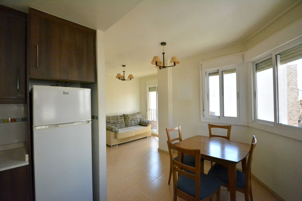 Apartment in Guardamar del Segura - Image 2