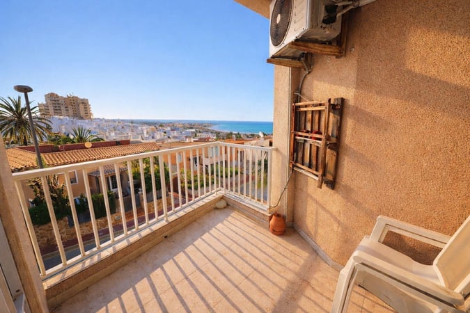Apartment in Torrevieja - view 1
