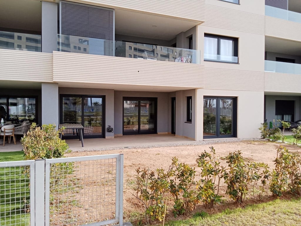 Apartment in Punta Prima - Image 2