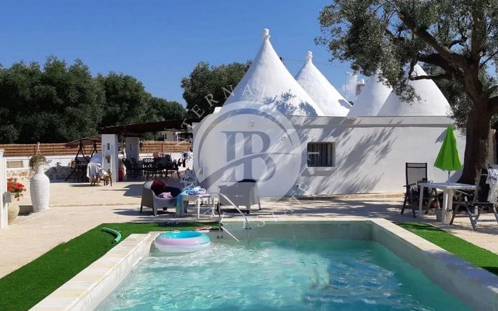Villa in Ostuni - view 1