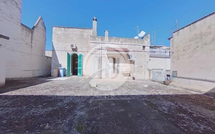 Villa in Fasano - view 1