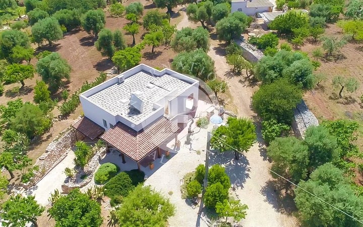 Villa in Monopoli - view 1