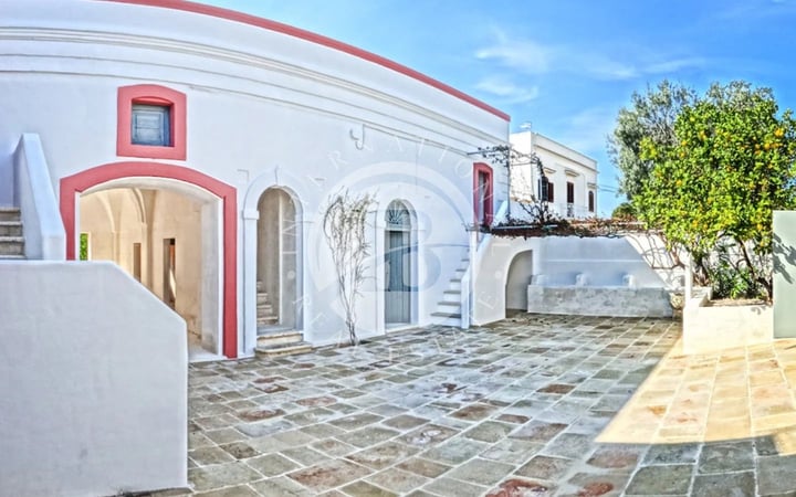 Villa in Fasano - view 1