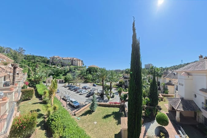 Apartment in Marbella - view 1