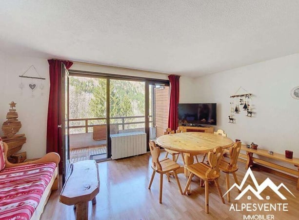 Apartment in Saint-Jean-d'Aulps - view 1
