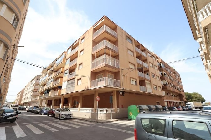 Apartment in Torrevieja - view 1
