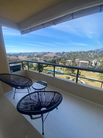 Apartment in Nueva Andalucia - view 1