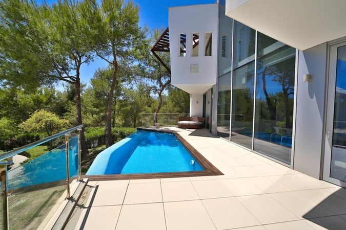 Villa in Marbella - view 1