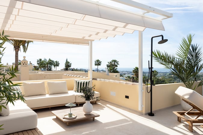 House in Benahavis - view 1