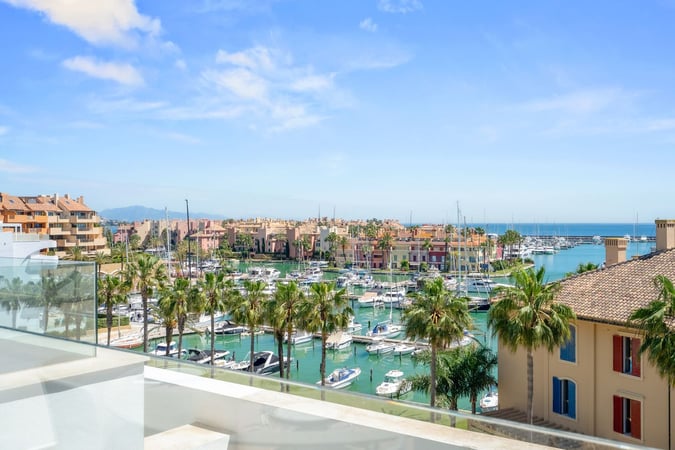 Apartment in Sotogrande - view 1