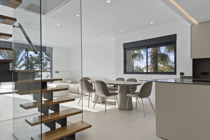 Apartment in El Paraiso - view 1