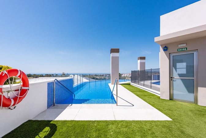 Apartment in Nueva Andalucia - view 1