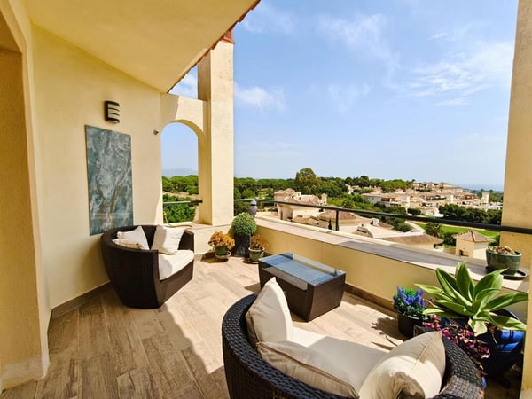 Penthouse in San Roque Club - view 1