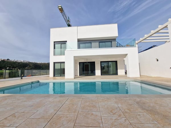 House in Manilva - view 1