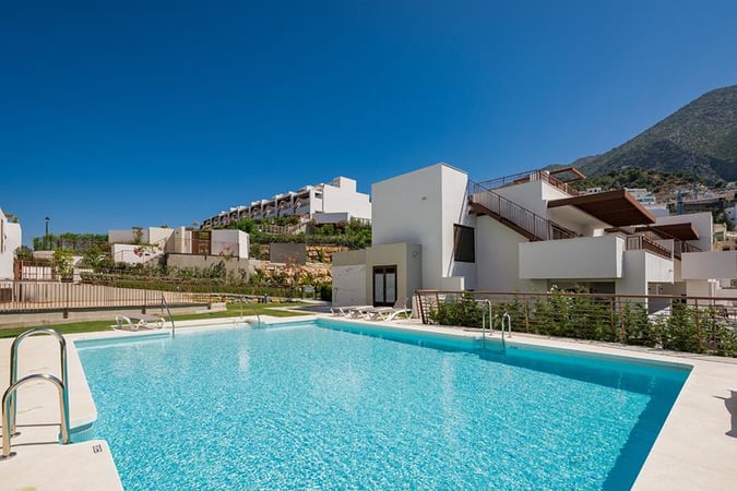 Apartment in Istan - view 1