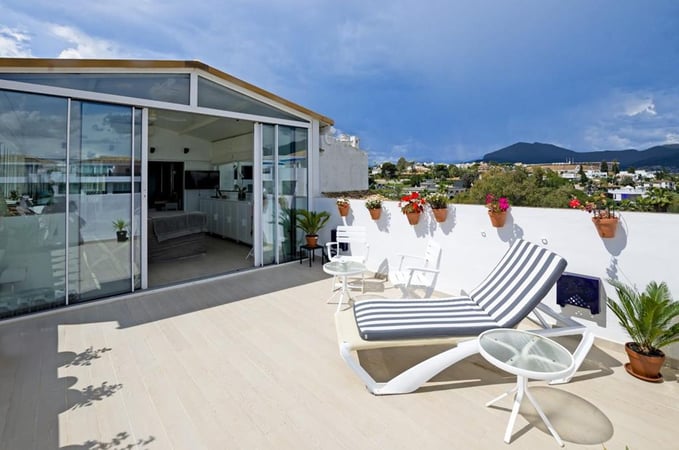 Penthouse in Nueva Andalucia - view 1