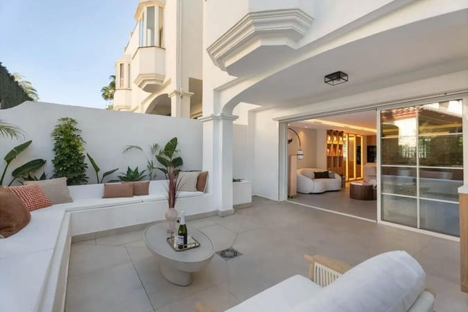 House in Marbella - view 1