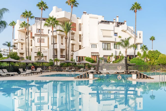 Apartment in Estepona - view 1