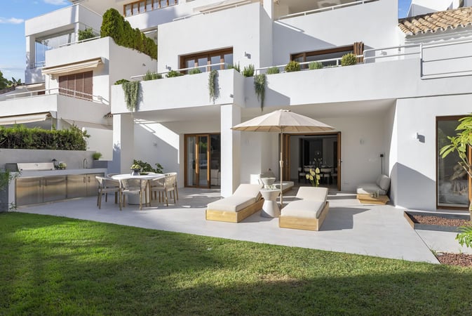 Apartment in Marbella - view 1