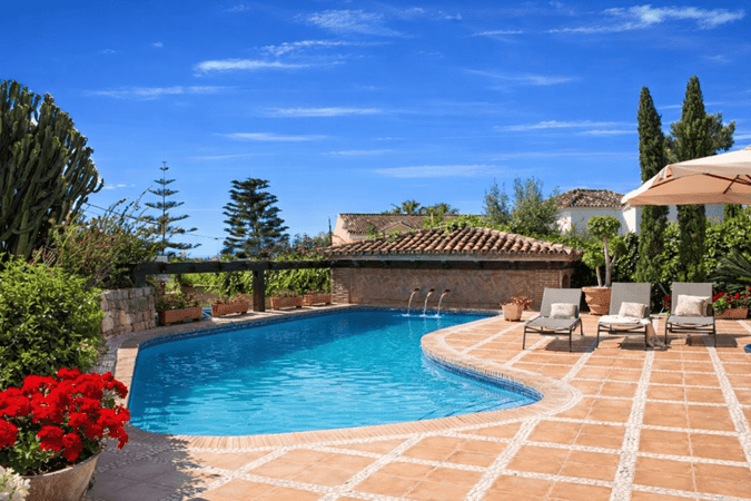 Villa in Marbella - view 1