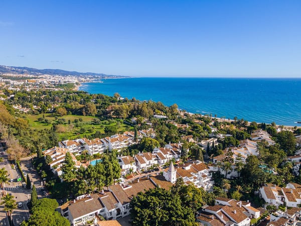 Penthouse in Marbella - view 1