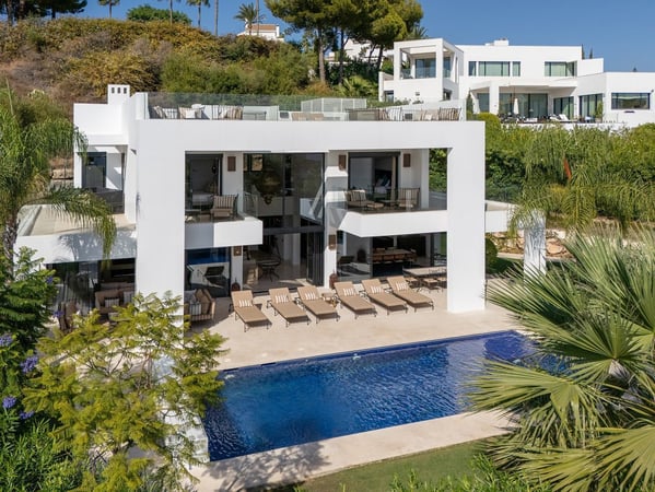 Villa in El Angel - view 1