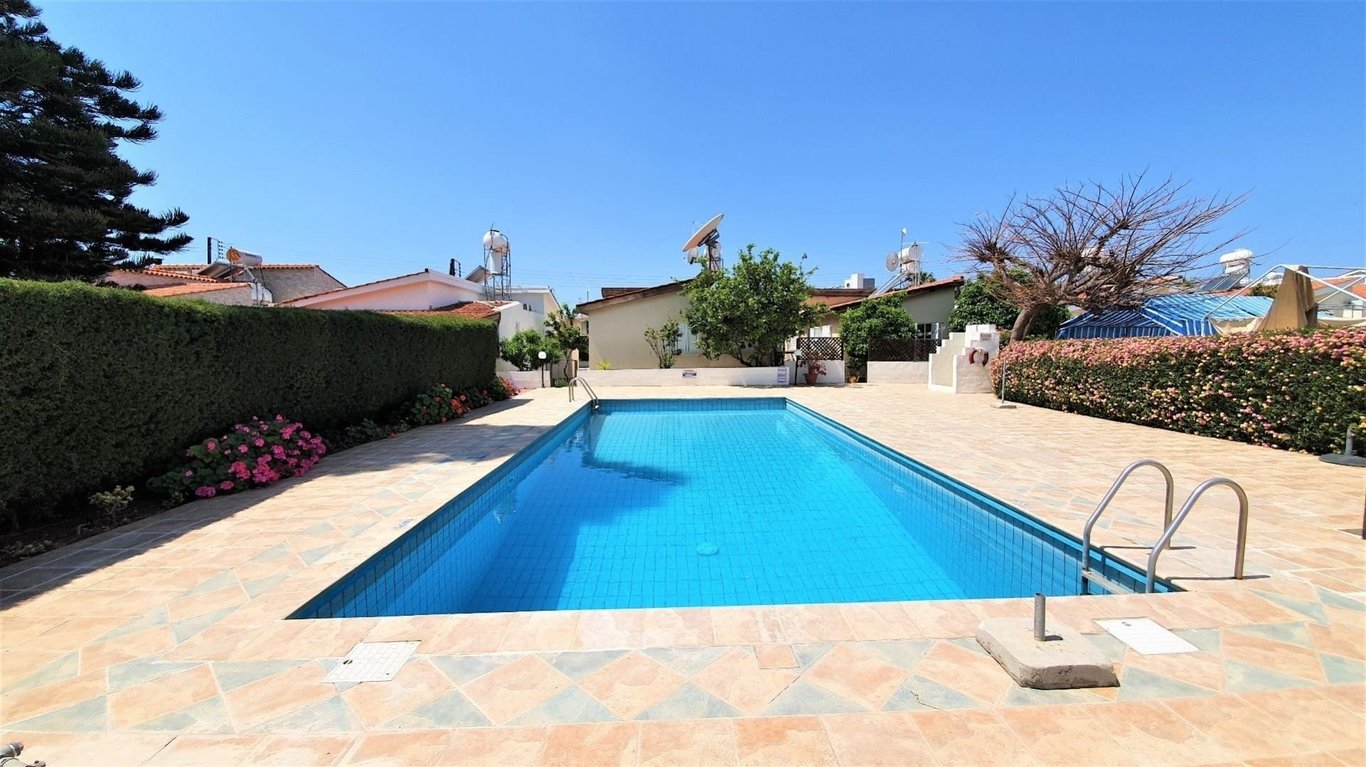 Apartment in Paphos Municipality - Image 2